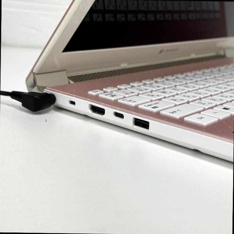 DynaBook/ノートパソコン/Corei7/第8世代/SSD/訳あり品