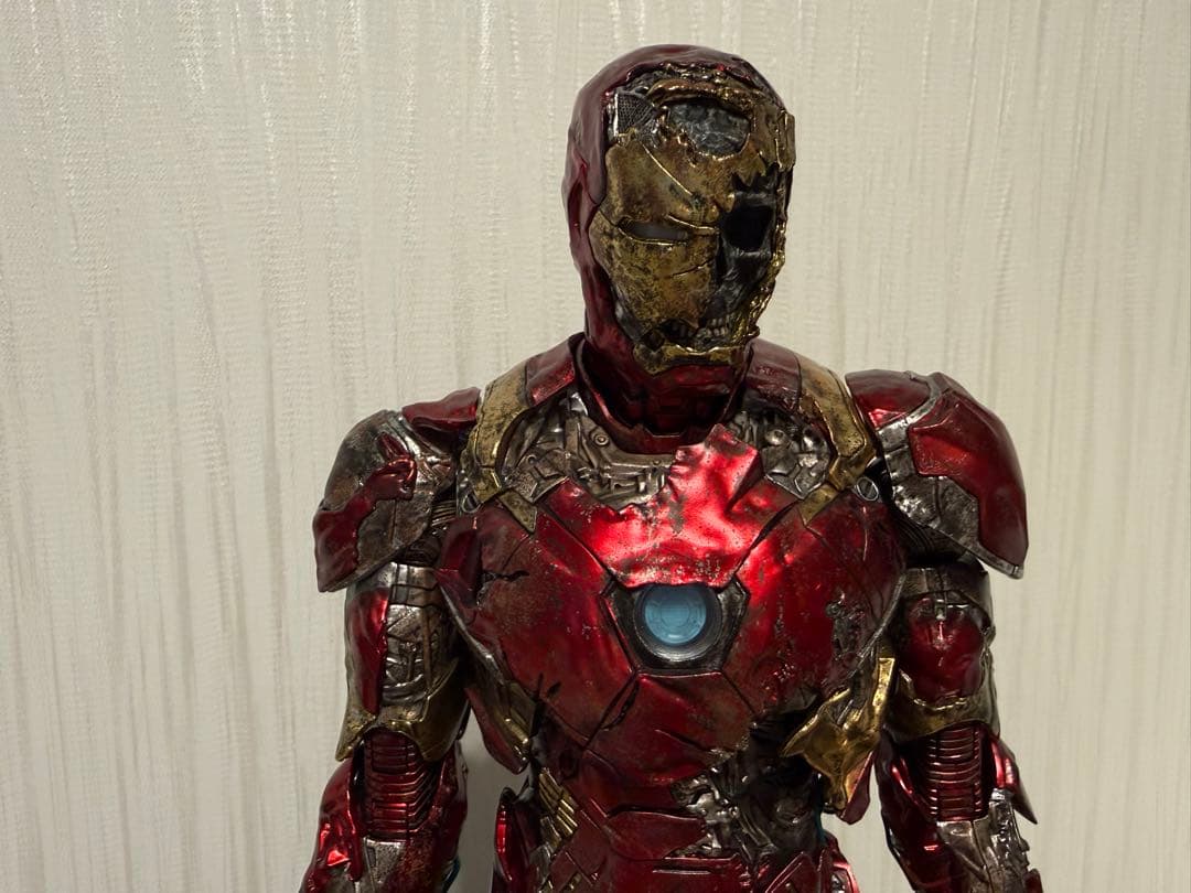 ホットトイズ hottoys 1/6 フィギュアアイアンマン ゾンビ版
