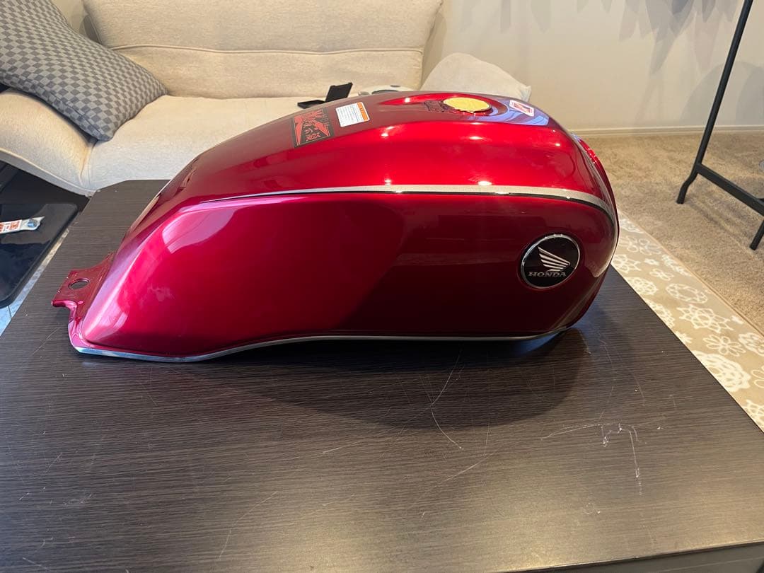 ホンダ バイクタンク 赤　cb1100