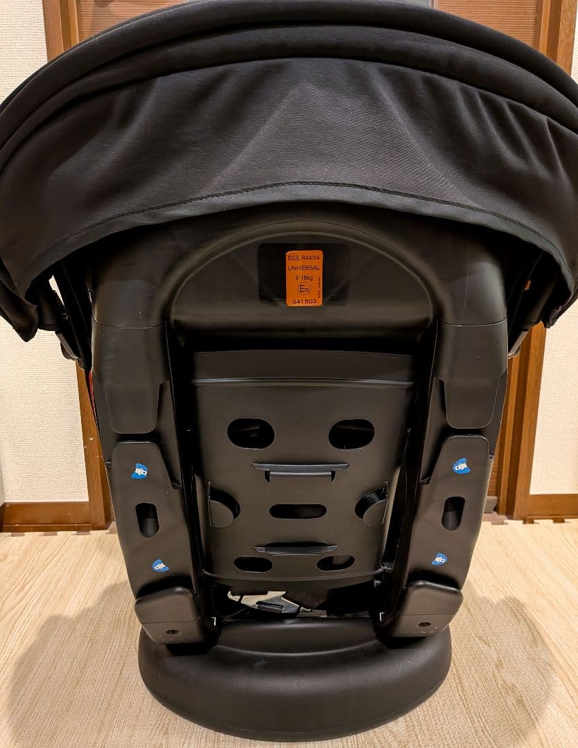 Joie 車用チャイルドシート ブラック　チェック柄