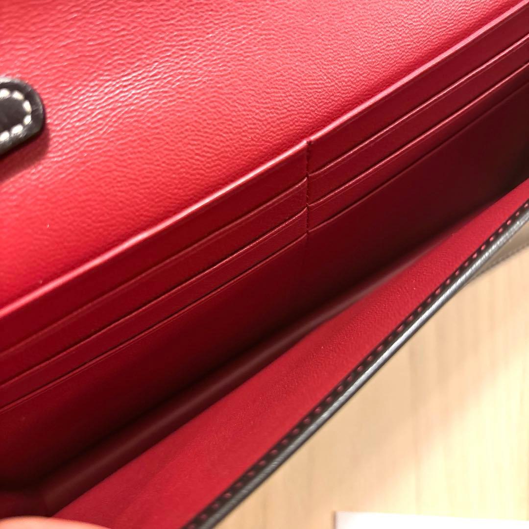 J&M DAVIDSON 財布クラッチバッグ（たり）