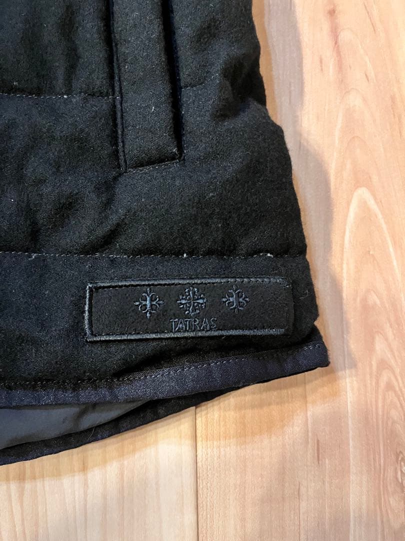 【当日または翌日発送】 TATRAS ウール ブラック ダウンベスト 02