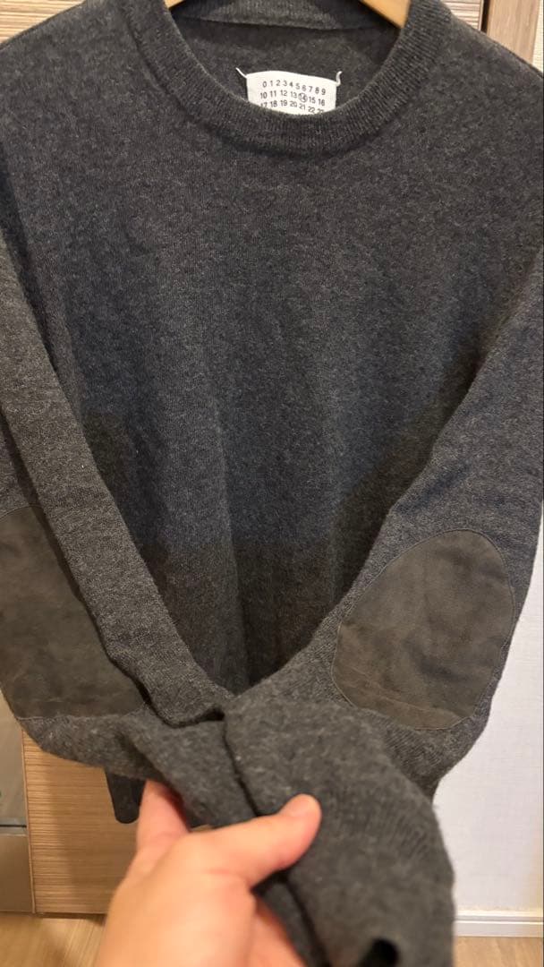 マルジェラ　グレー　クルーネック 長袖ニットセーター