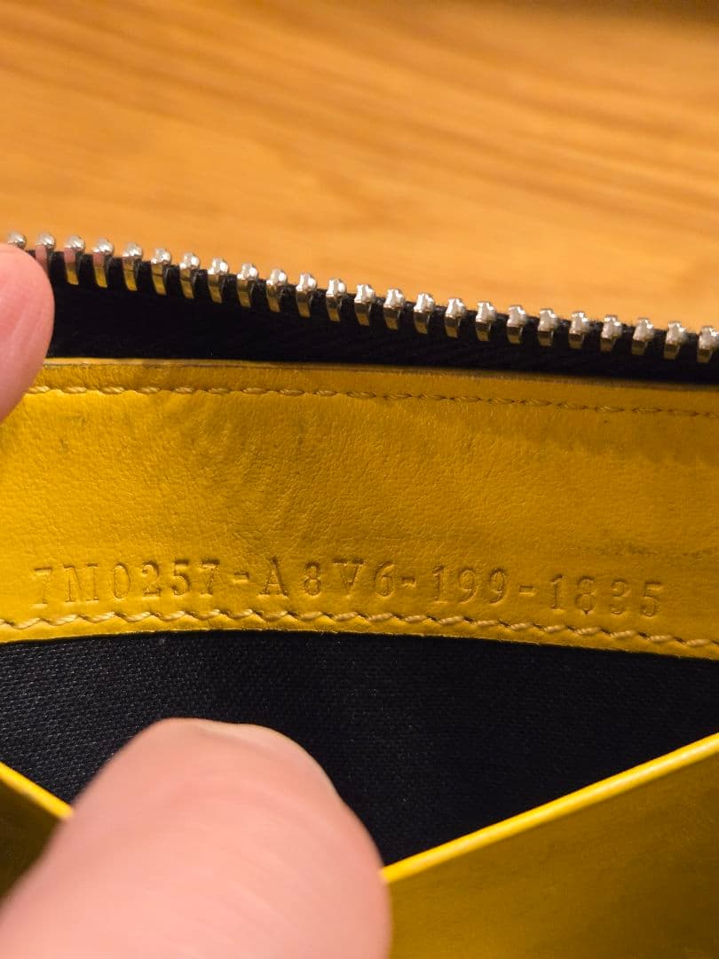 FENDI フェンディ ラウンドファスナー ケース 極美品！最安値