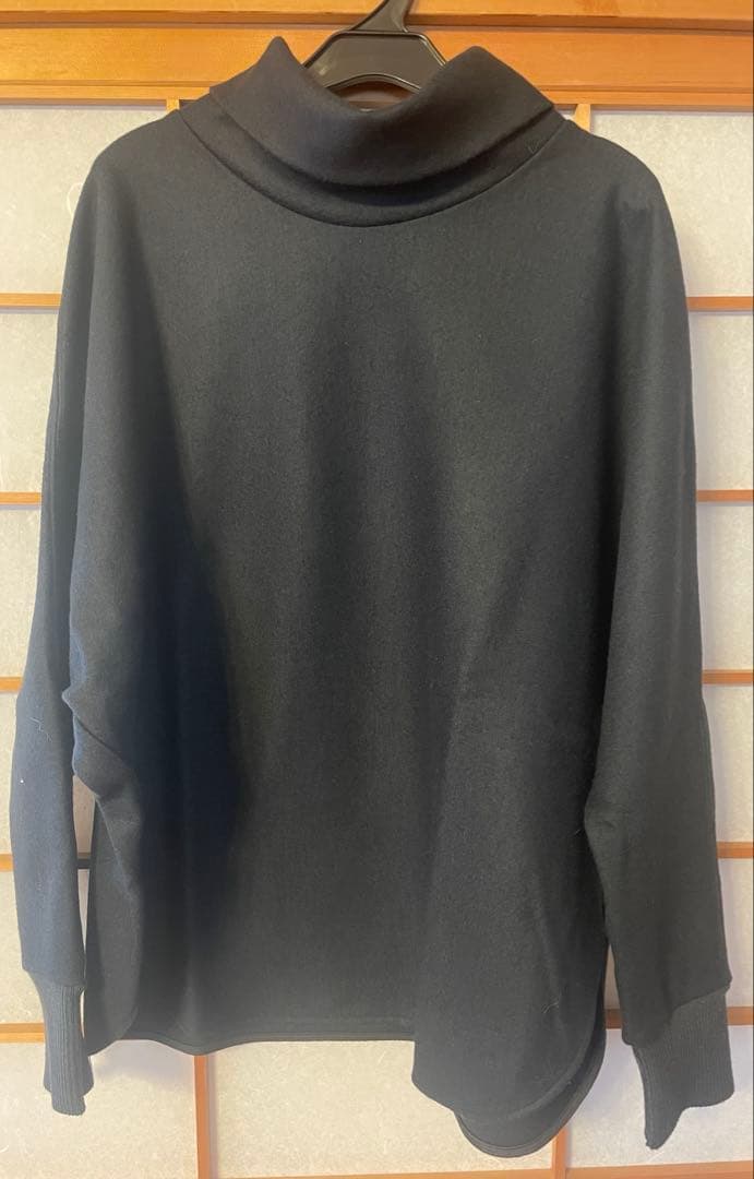 DES PRÉ ニットコンビネーション タートルネックプルオーバー　ネイビー