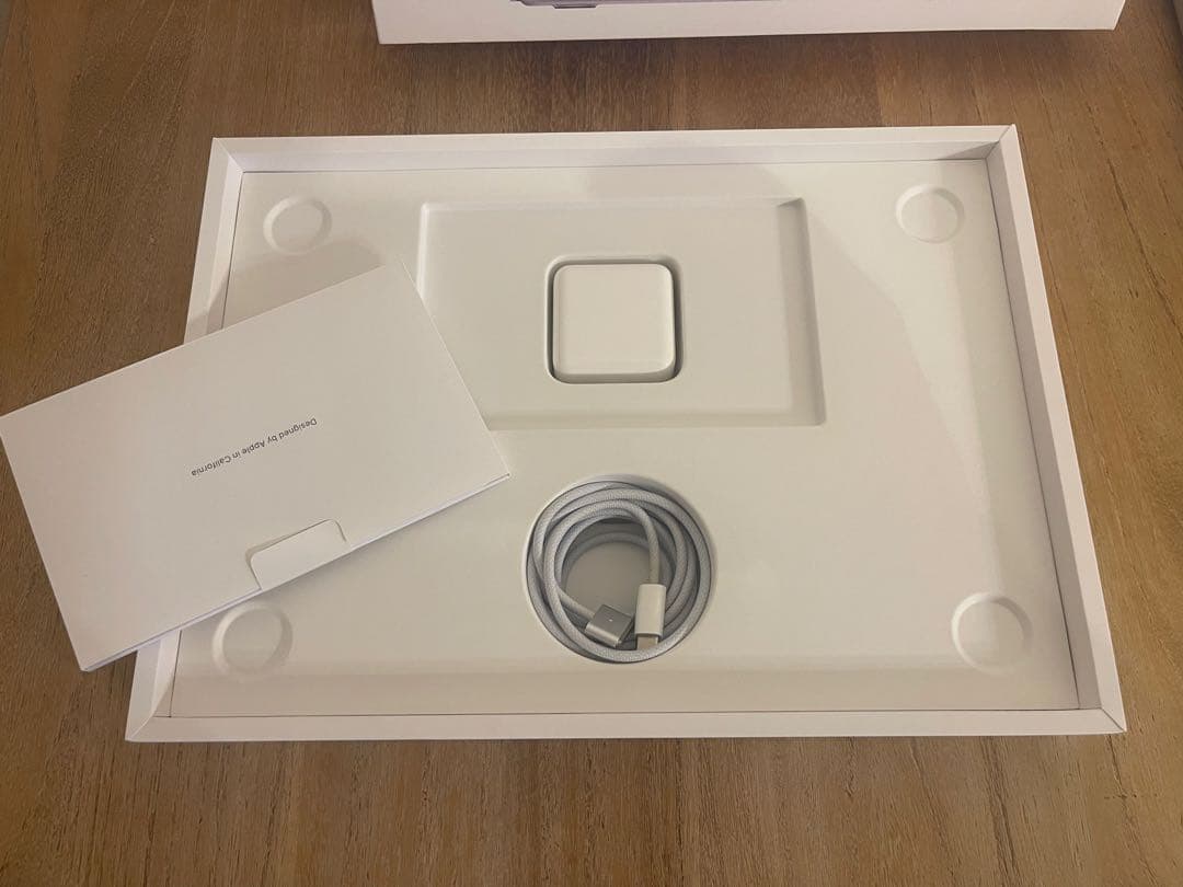 MacBook 2022モデル 13.6インチ シルバーMagicMouse付き