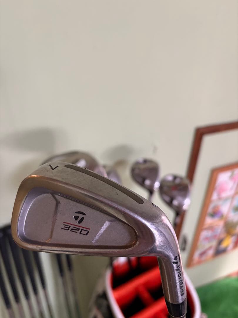 テーラーメイド　ゴルフセット　13本　キャディーバッグ付き