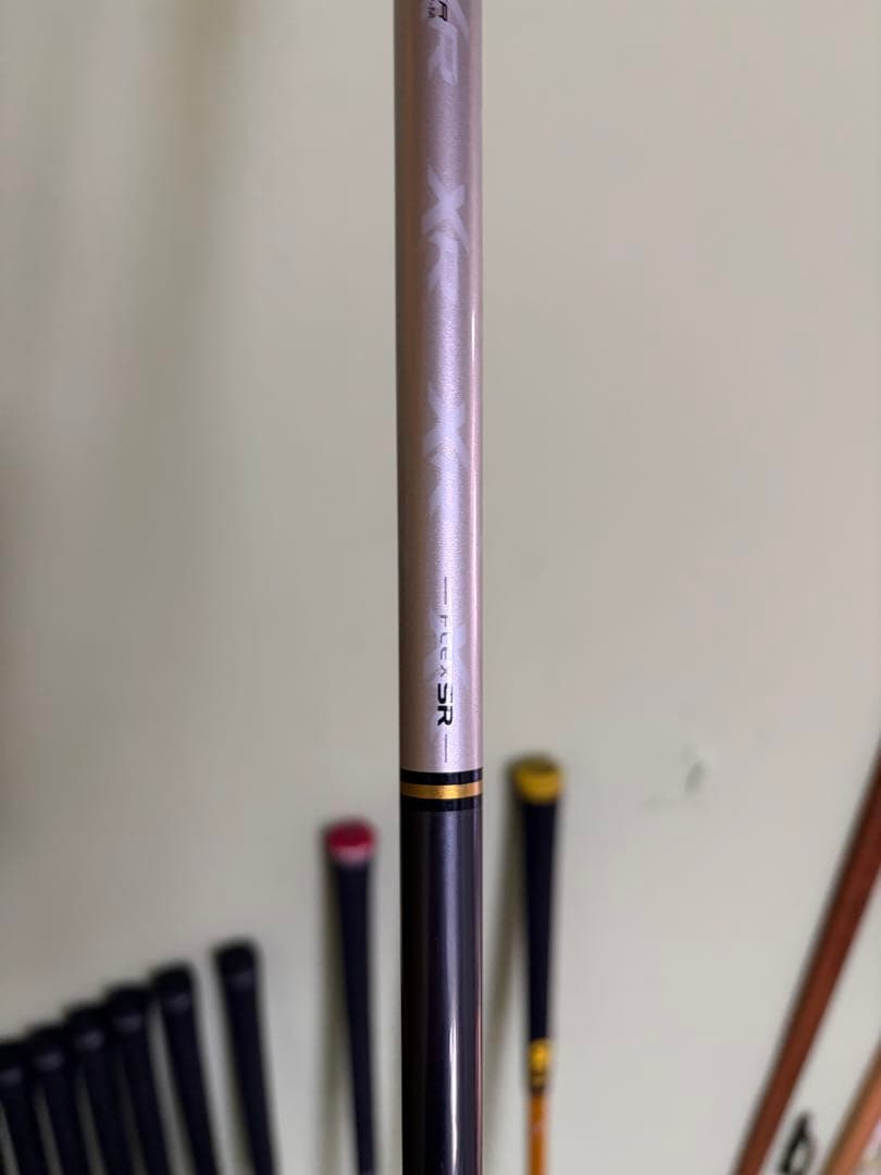 テーラーメイド　ゴルフセット　13本　キャディーバッグ付き