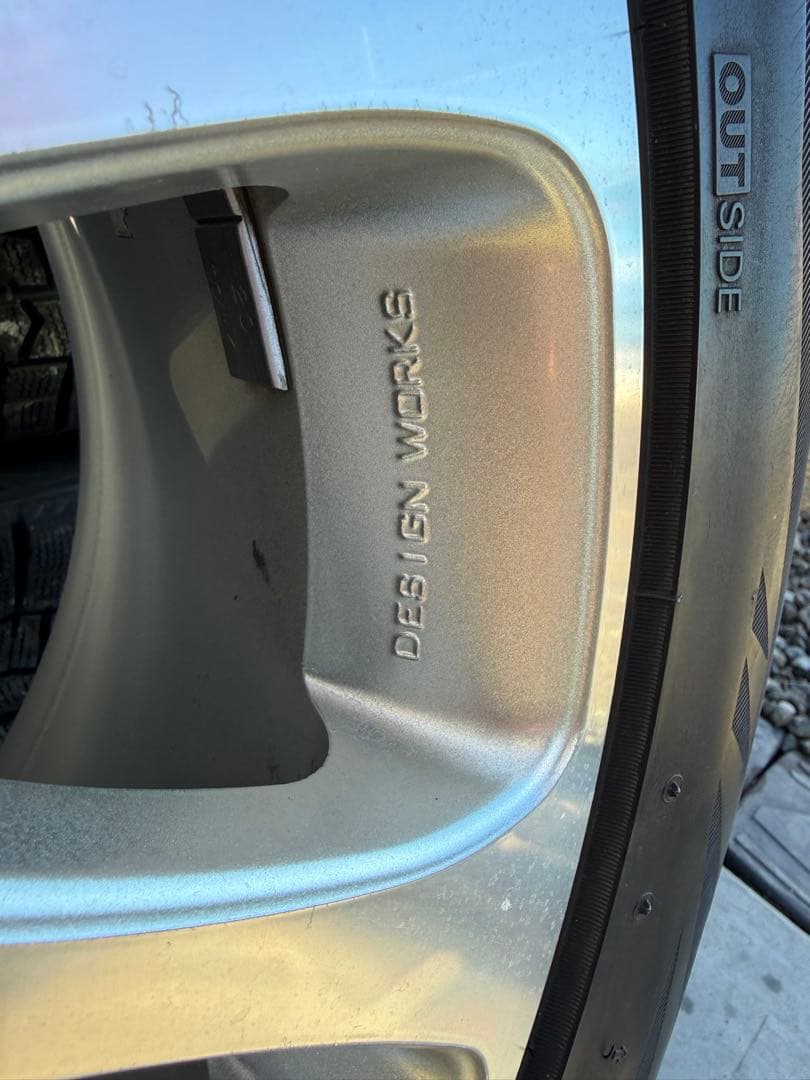 ブリヂストン スタッドレスタイヤ 18インチ235/50R18