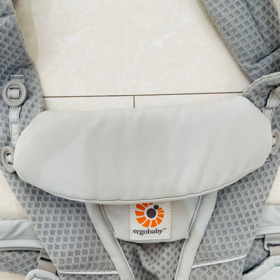 ergobaby OMNI breeze 抱っこ紐　グレー
