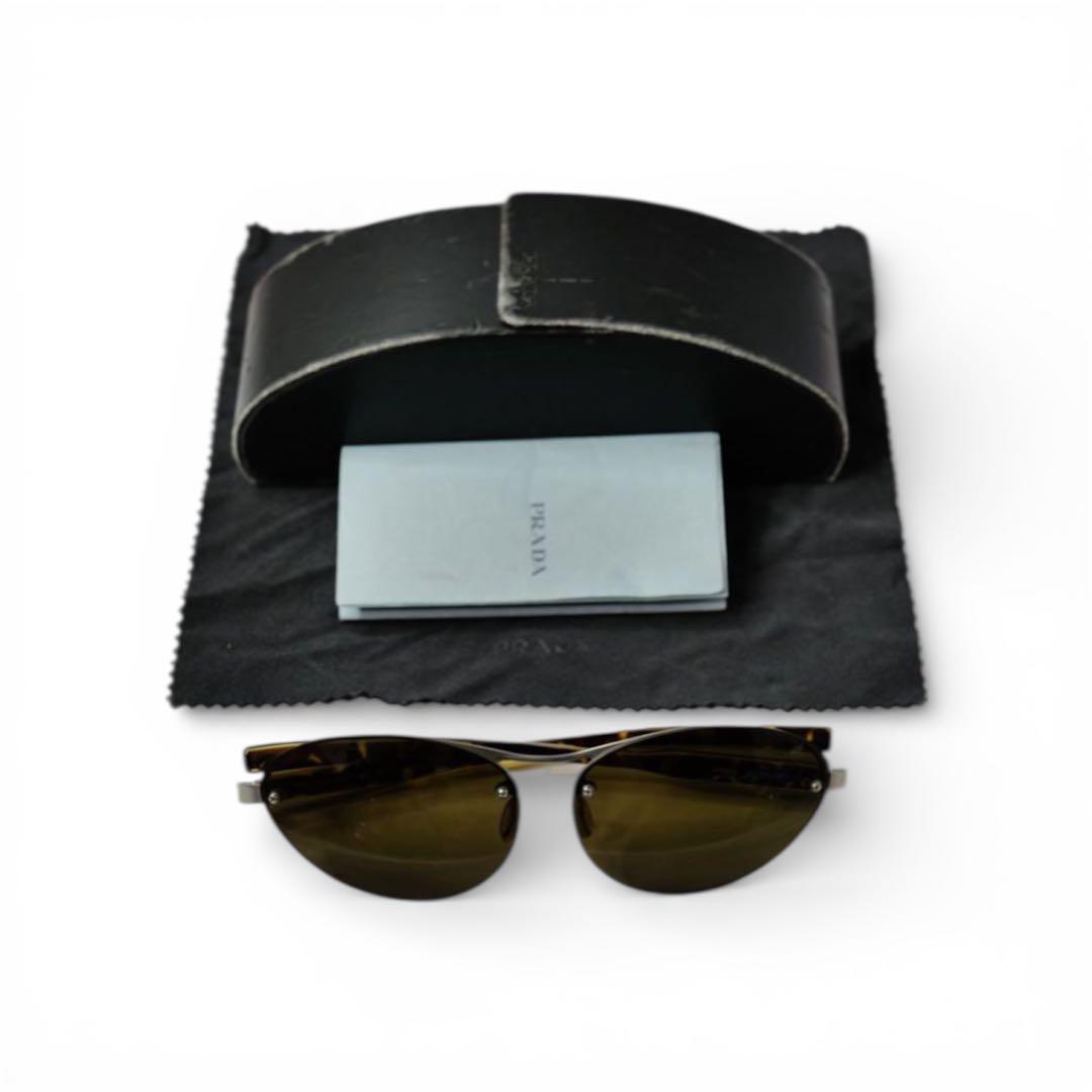 Rachel着用 PRADA サングラス リムレス　ワイヤー