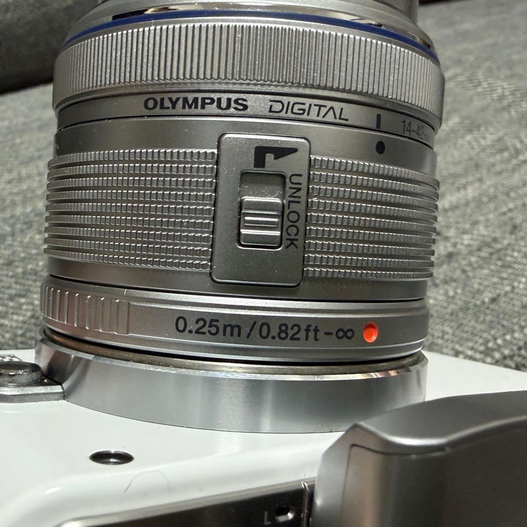 【動作確認済】OLYMPUS PEN Lite E-PL3 ホワイト