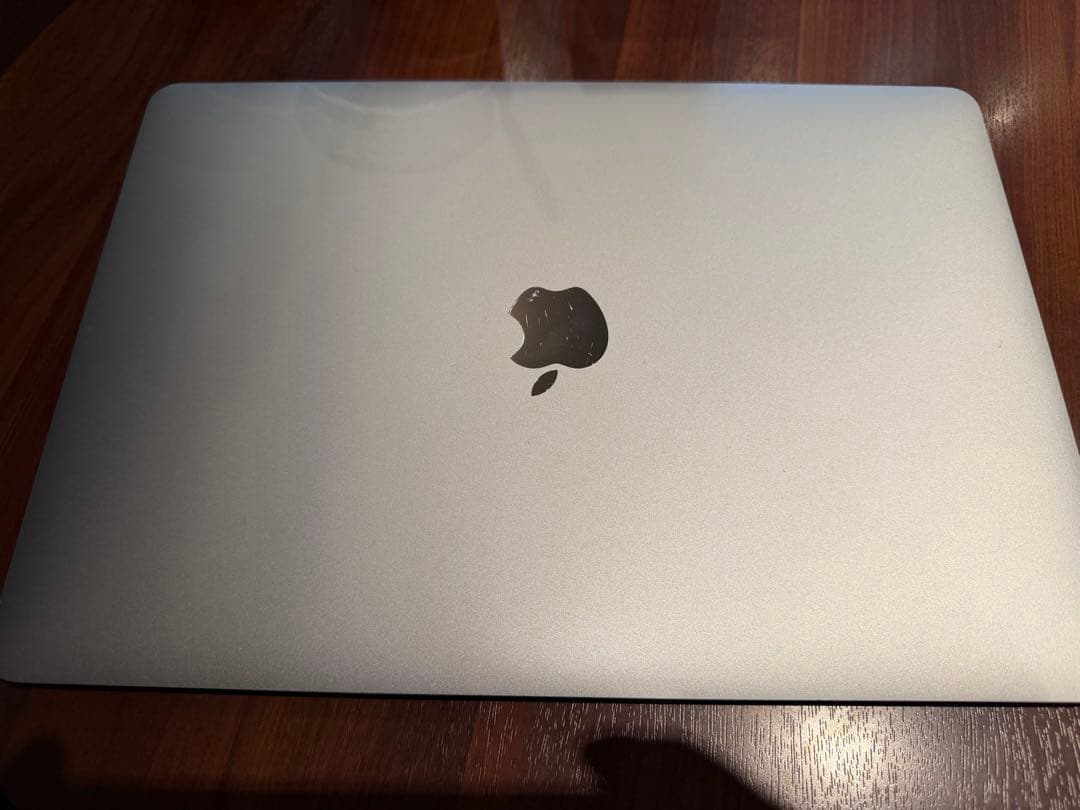 Apple MacBook Air 13.3インチ A1369