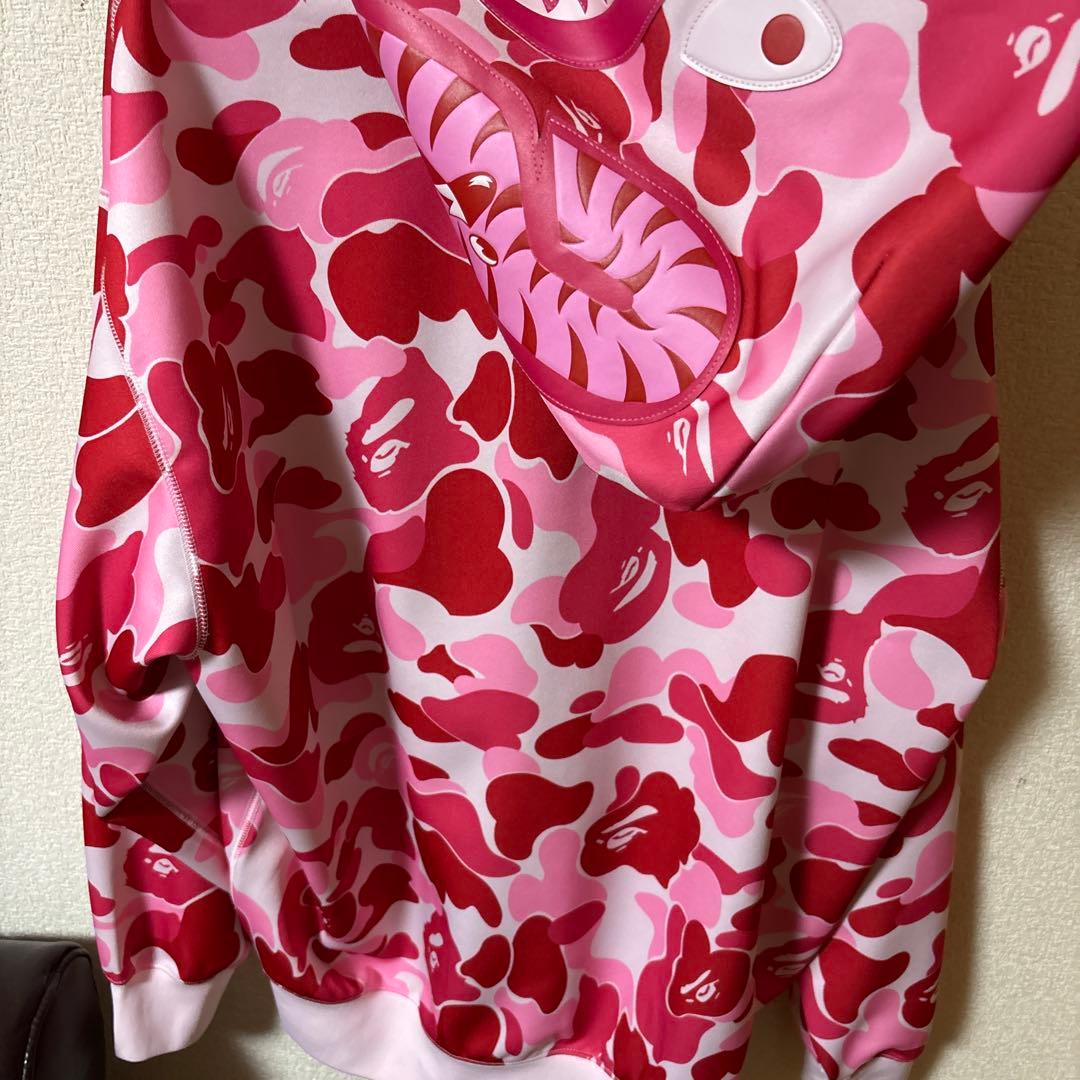 エイプ　シャークパーカー