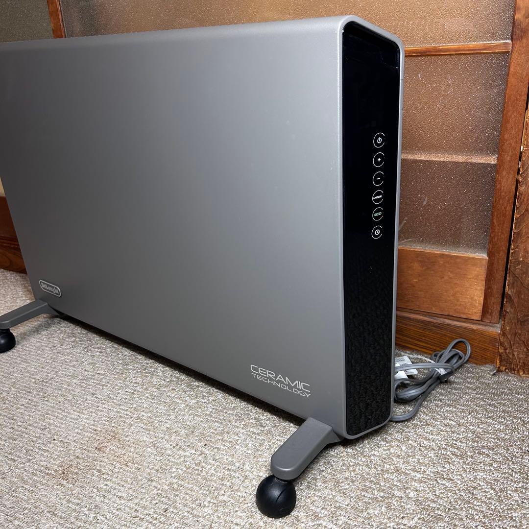 未使用級✨ De'Longhi デロンギ コンベクターヒーター HXJ60L12