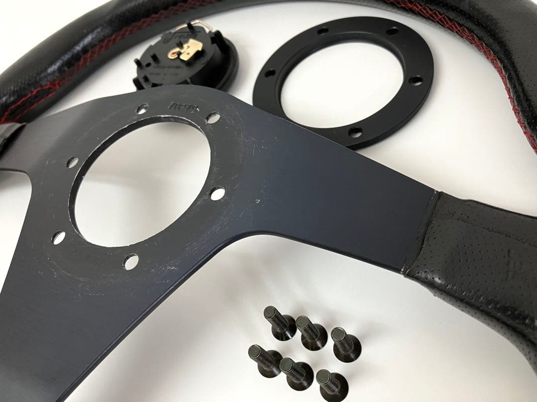 NARDI ナルディ ガラ ステアリング345mmFET/ホーンボタン/MOMO