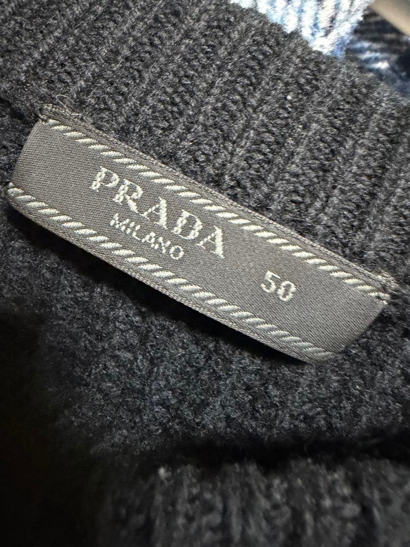 PRADA ニット　メンズ　プラダ