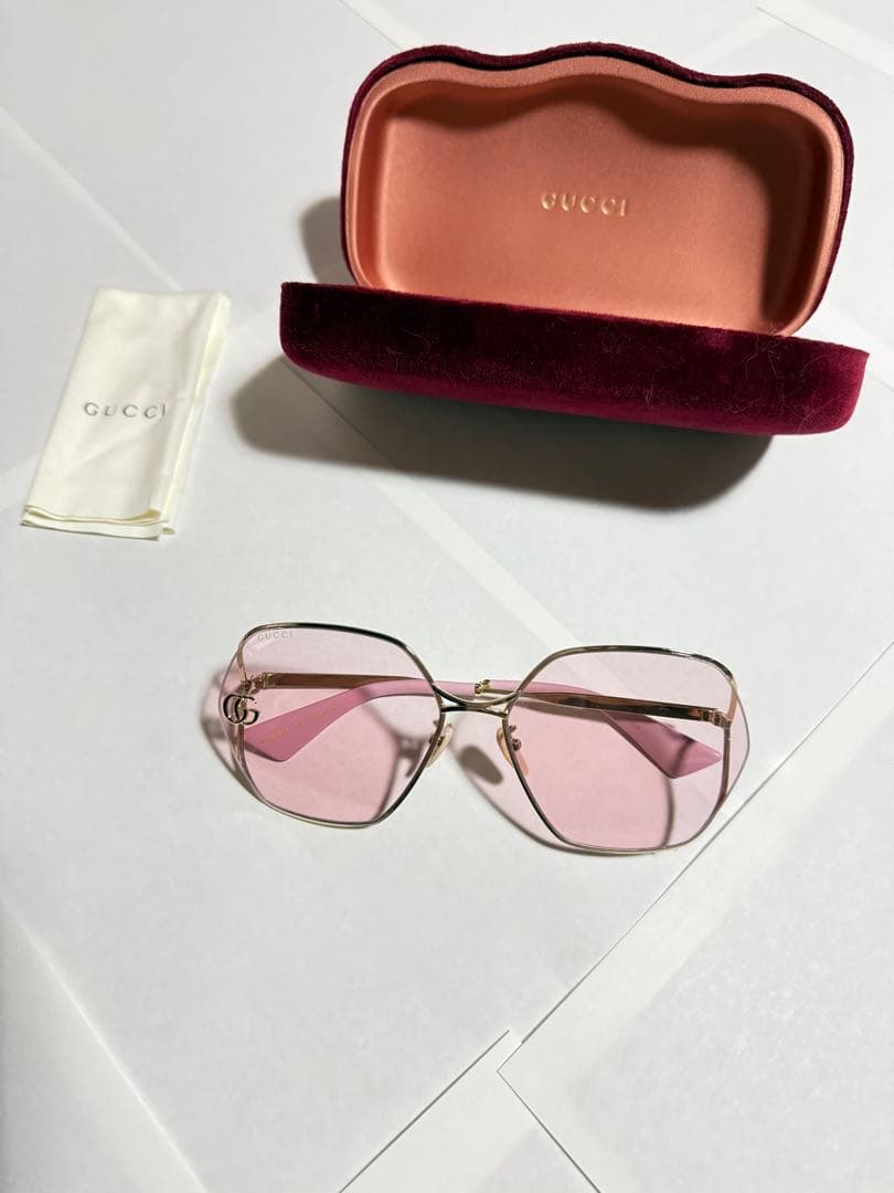 【大幅値下げ】GUCCI ピンクレンズ ゴールドフレーム サングラス