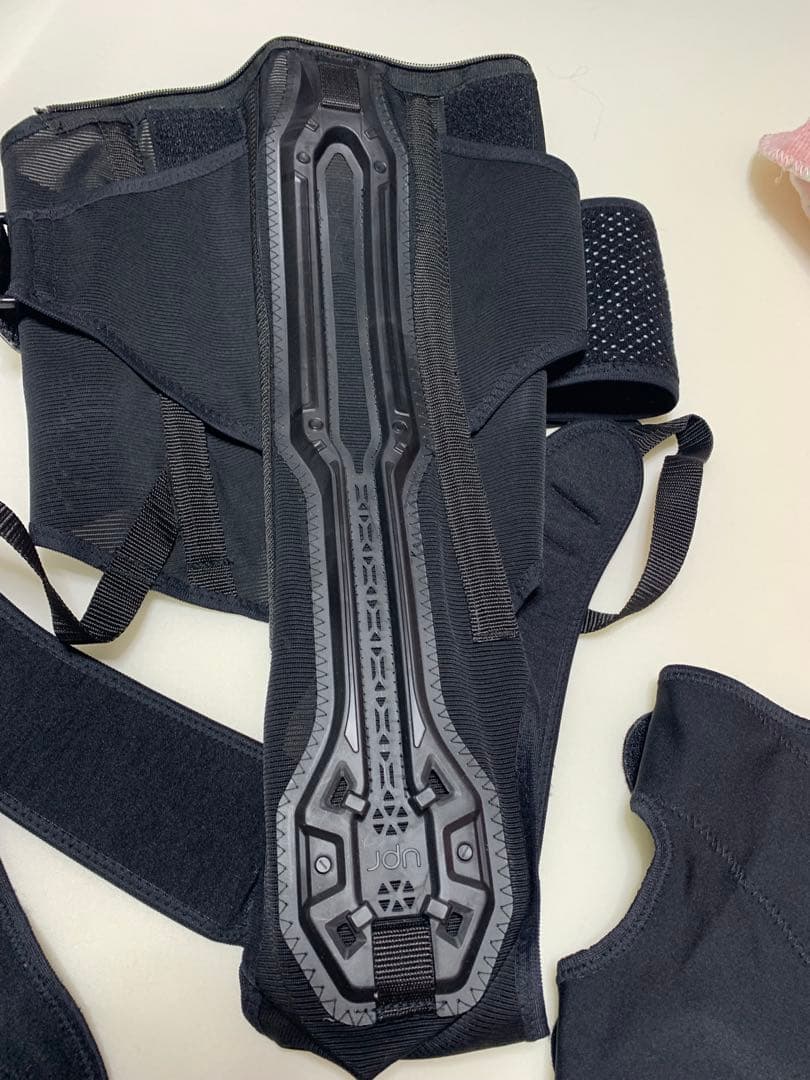 サポート　Bb PRO アシストスーツ　力仕事用