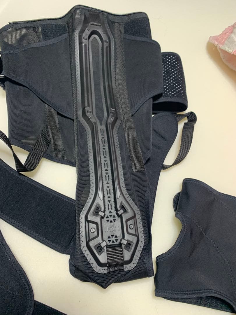 サポート　Bb PRO アシストスーツ　力仕事用