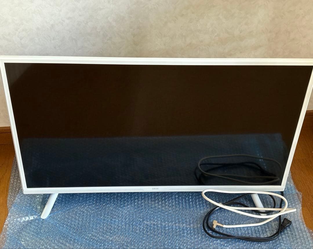 IRIE 32V型 テレビ 白 デジタルハイビジョン FFF-TV32SWH2