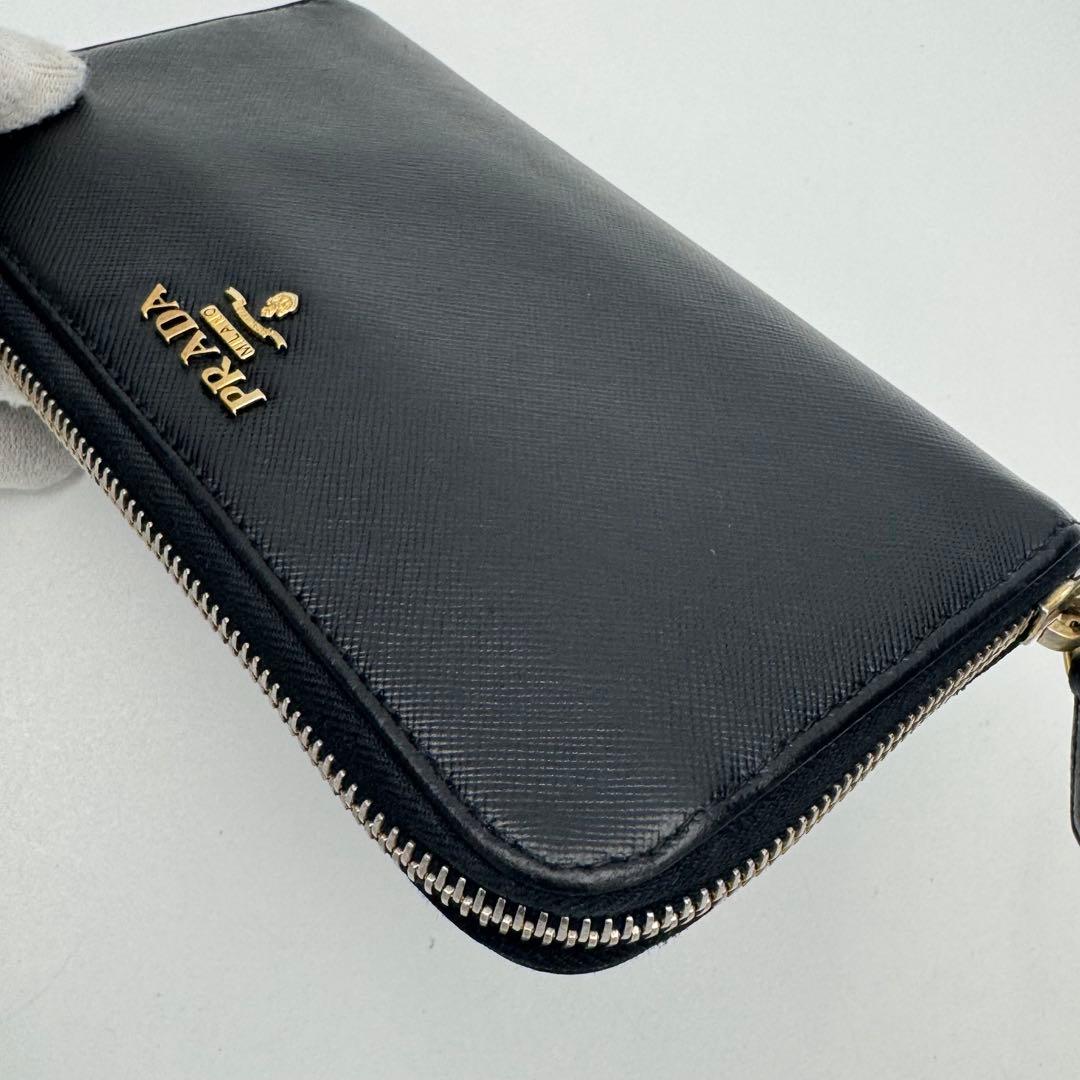 PRADA プラダ サフィアーノレザー ラウンドジップ 長財布 ウォレット 黒