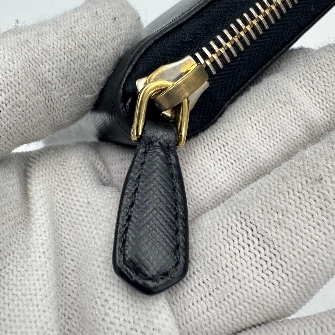 PRADA プラダ サフィアーノレザー ラウンドジップ 長財布 ウォレット 黒