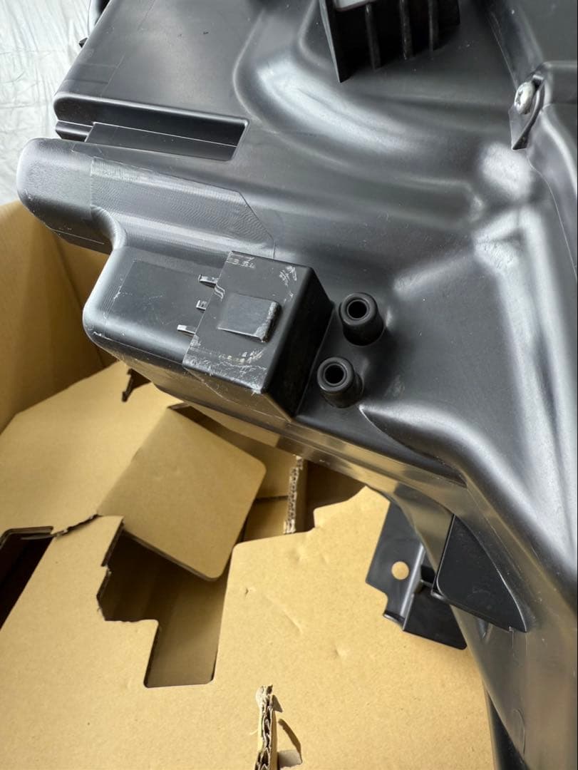 美品✨【トヨタ ヴォクシー80系後期 】純正 ヘッドライト 右