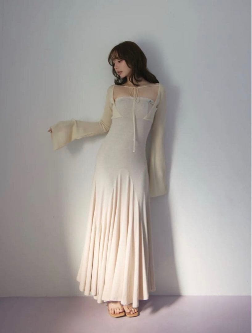 andmary Sara silky dress ベージュ