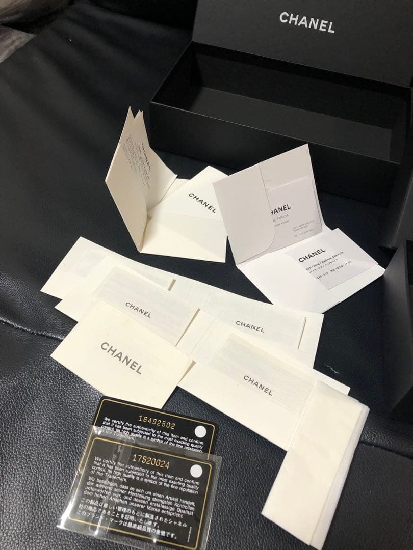 シャネル　マットタイプ　財布空箱、保存袋、ギャランティ、リボン等