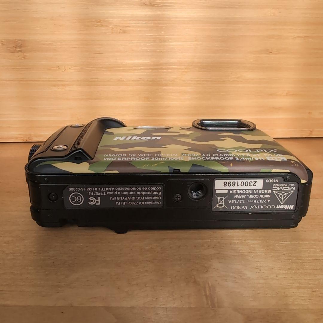 Nikon COOLPIX W300 防水カメラ　カモフラージュ