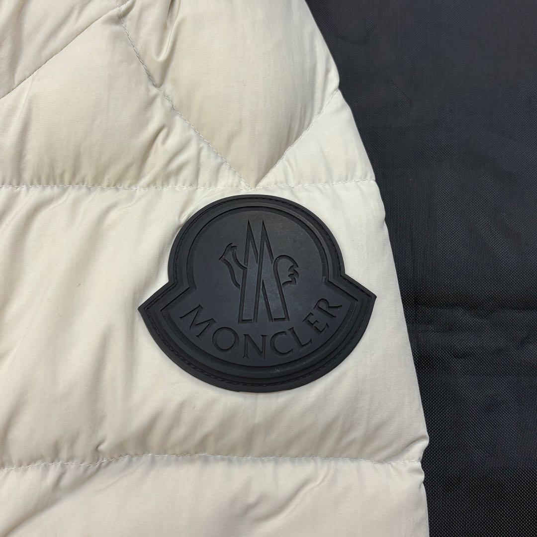 5925【QR確認済み・付属品】モンクレール☆フードロゴ入りダウン DUBOIS