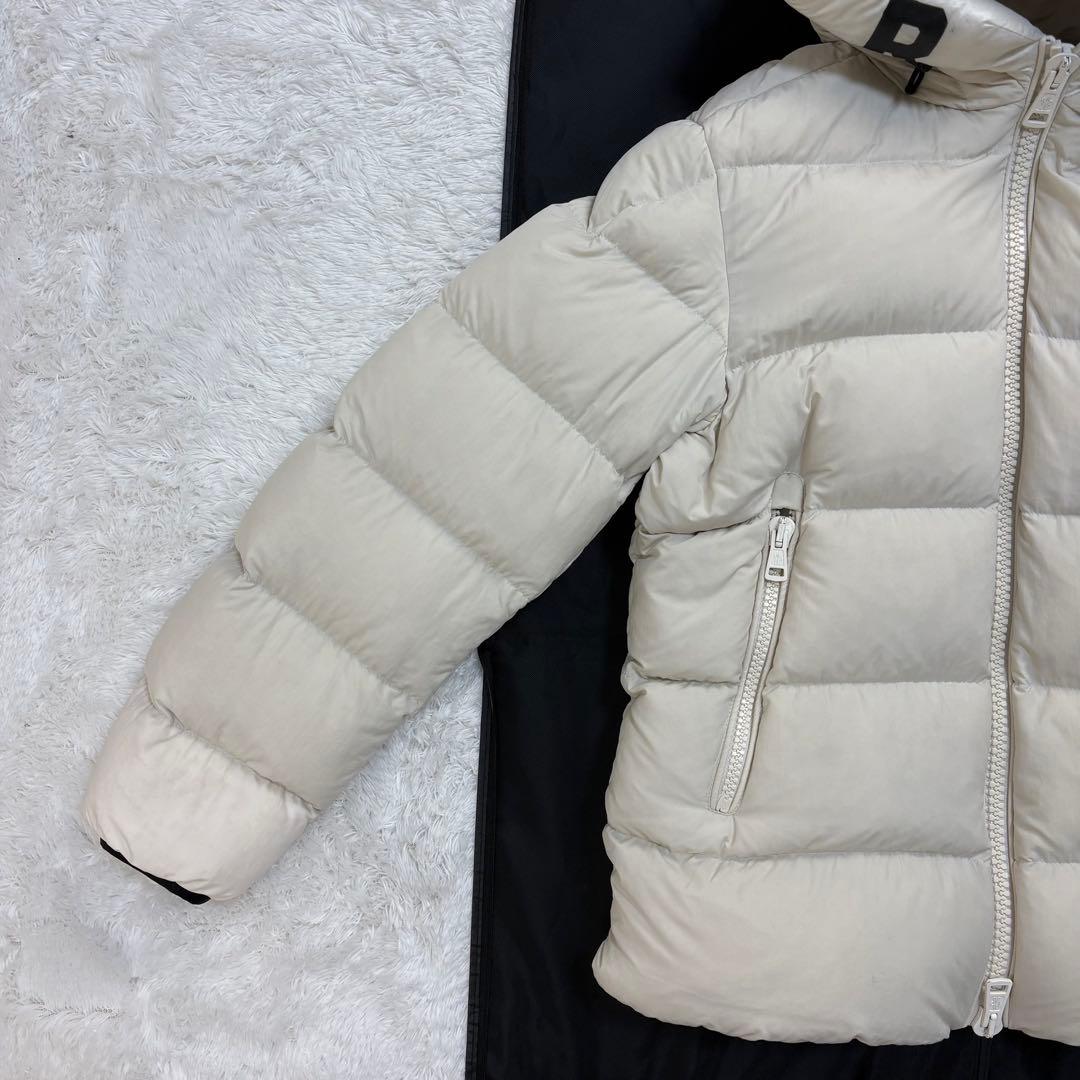 5925【QR確認済み・付属品】モンクレール☆フードロゴ入りダウン DUBOIS