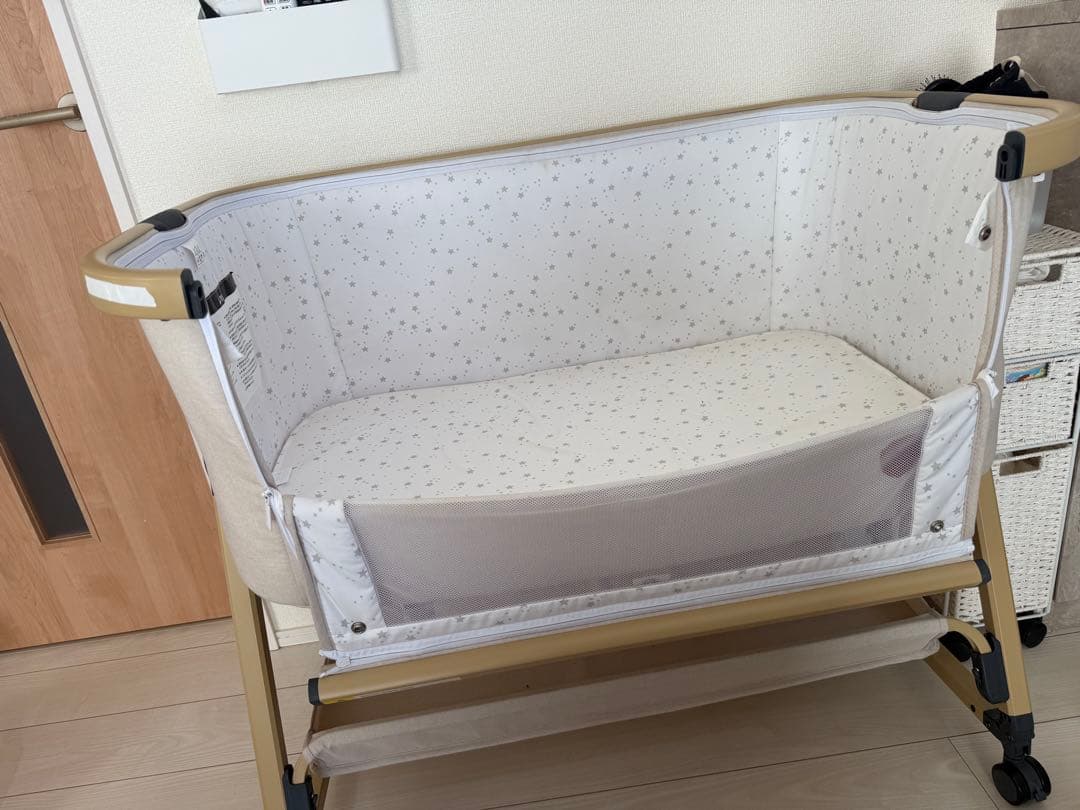 HZDMJベビーベッド ベージュ ★オーダーマットレス付き★