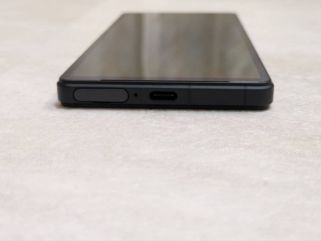 Xperia SO-53D ブラック docomo 本体