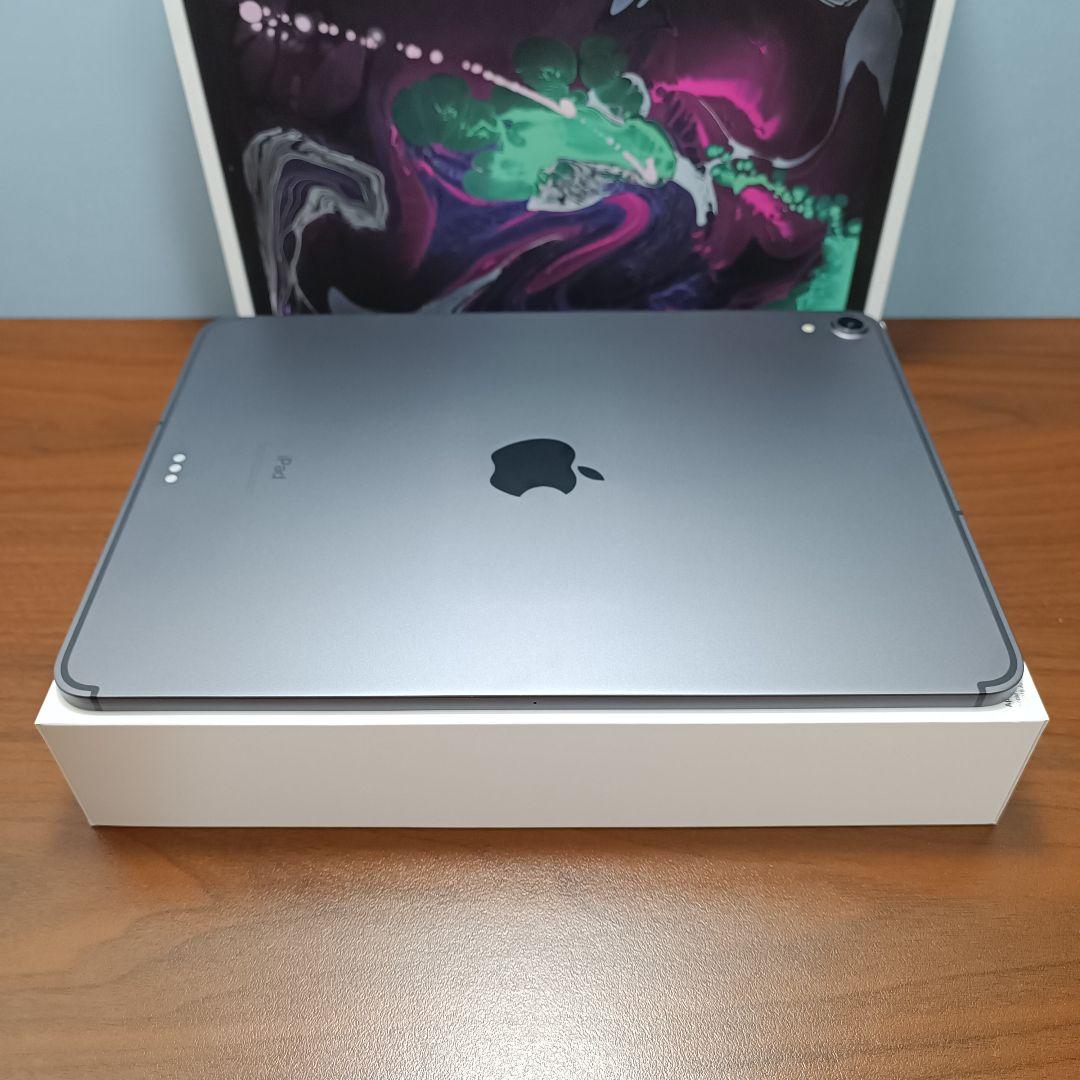 (美品)iPad Pro 11 WiFi Simフリー 64GB キーボード付き