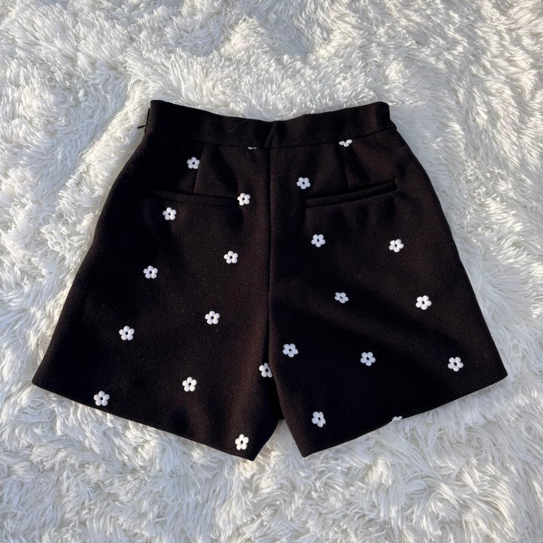 タグ付き　ellie フラワースコート　花柄スカート