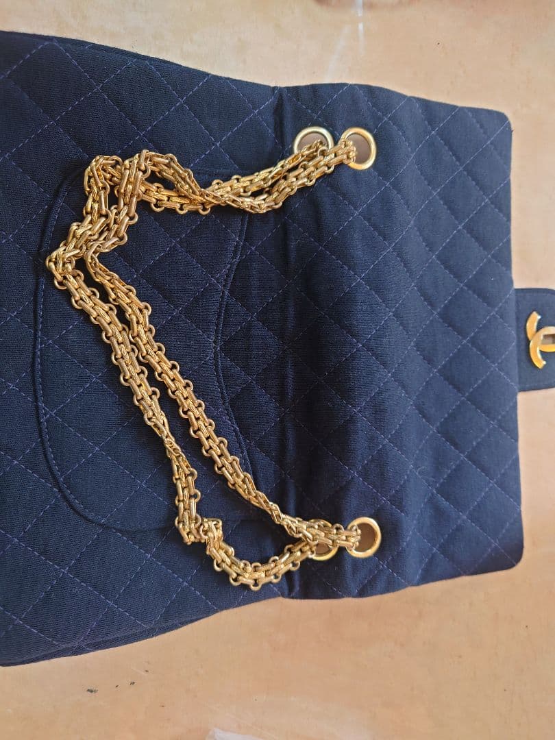 CHANEL オールド　十仁プラザ購入　ブラックキルティングバッグ