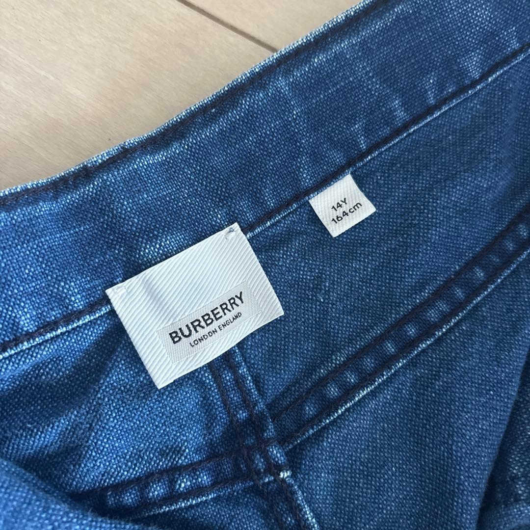ハナ　BURBERRY デニムパンツ 14Y164