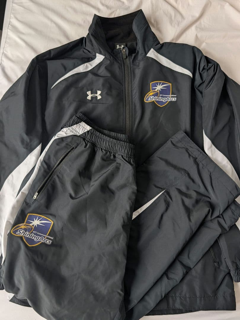 ★激レア★　シャイニングアークス　チーム支給ウインドジャケット＆パンツセット