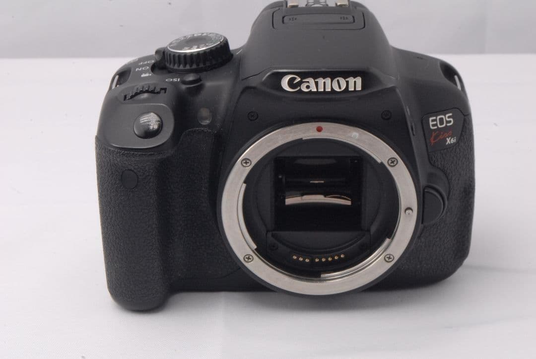 Canon EOS Kiss X6i★レンズ付き一眼レフカメラ★バリアングル液晶