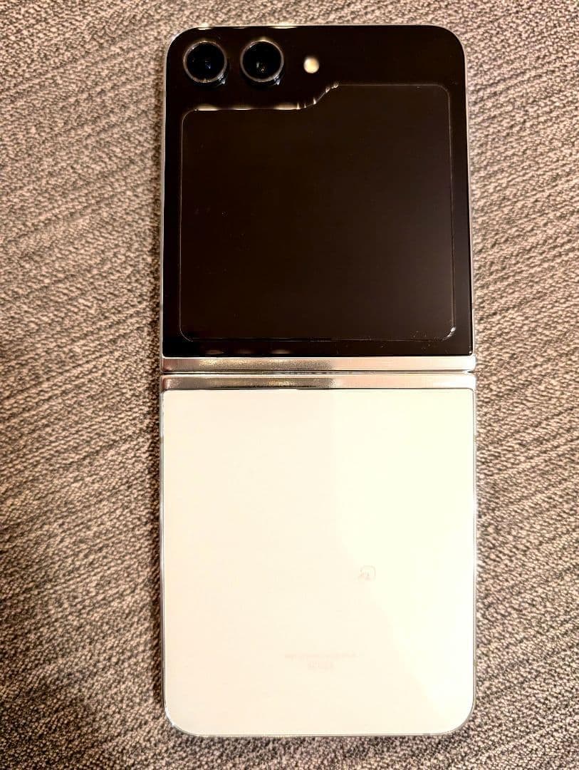 【12/22限定値下げ】Samsung Galaxy Z Flip5ミント