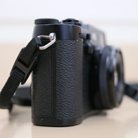 FUJIFILM X100F 動作確認済 レンズキャップ付 ショット数6500