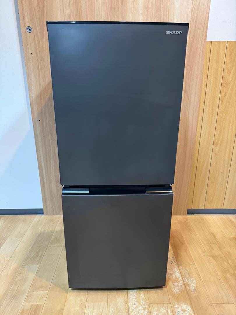 SHARP 冷蔵庫・冷凍庫 黒 2024年式　美品　送料込み
