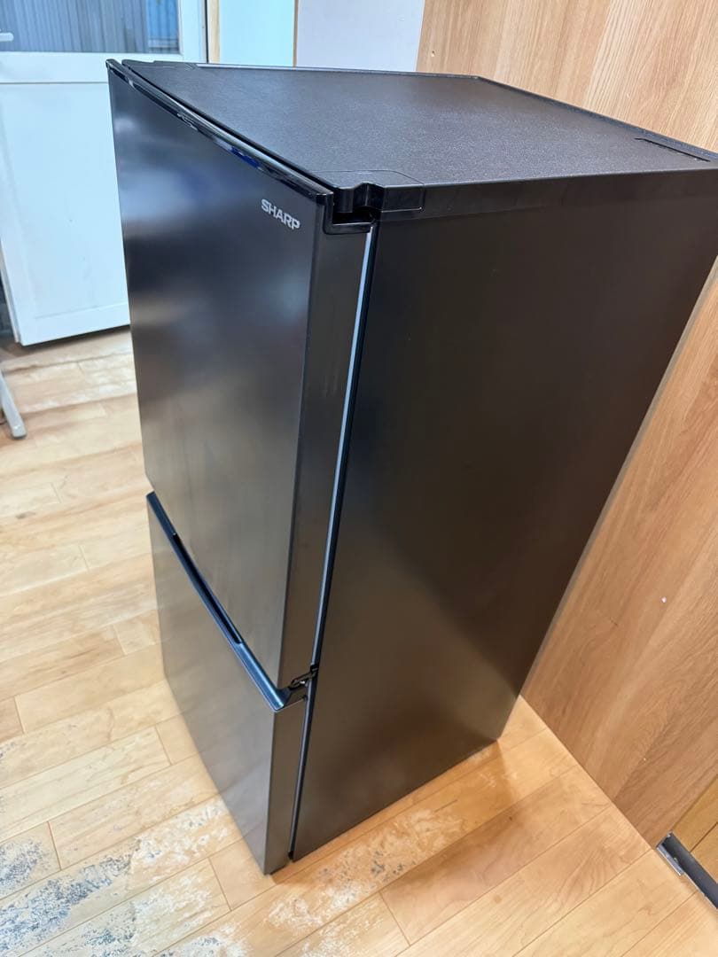 SHARP 冷蔵庫・冷凍庫 黒 2024年式　美品　送料込み