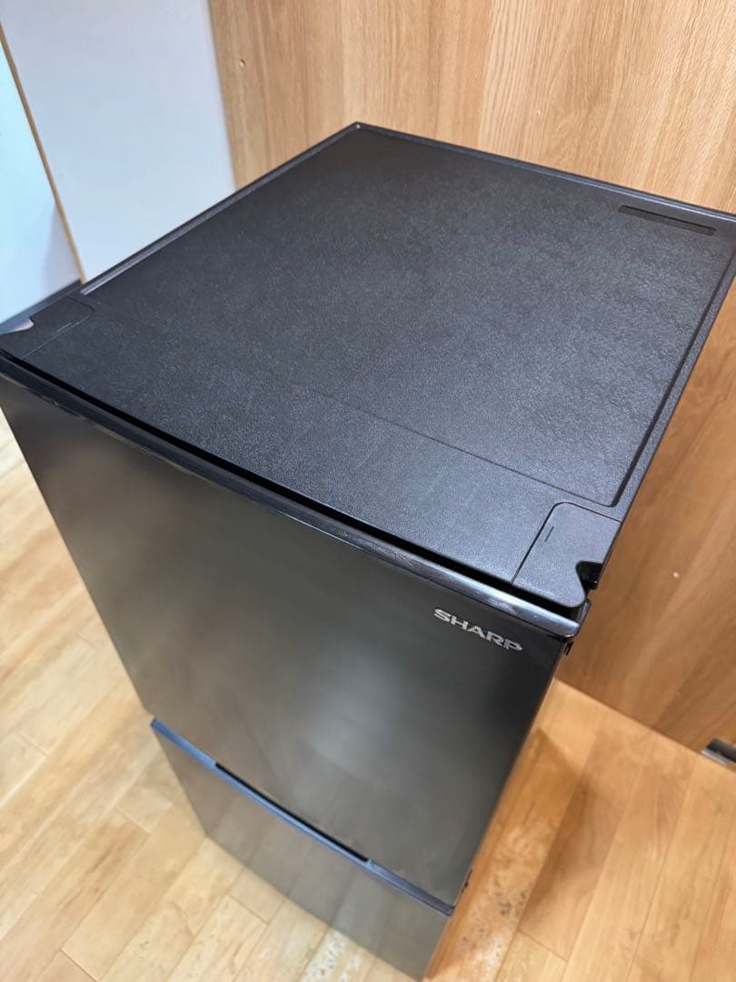 SHARP 冷蔵庫・冷凍庫 黒 2024年式　美品　送料込み