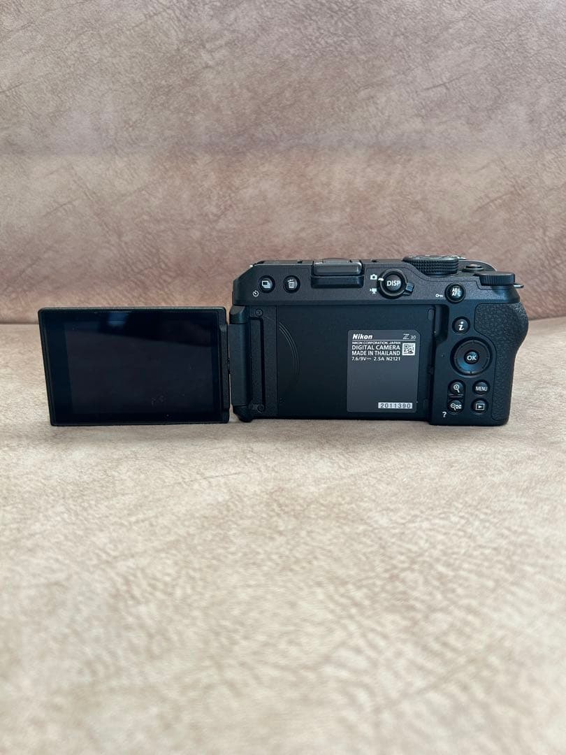 Nikon Z 30 ミラーレス一眼 16-50mm