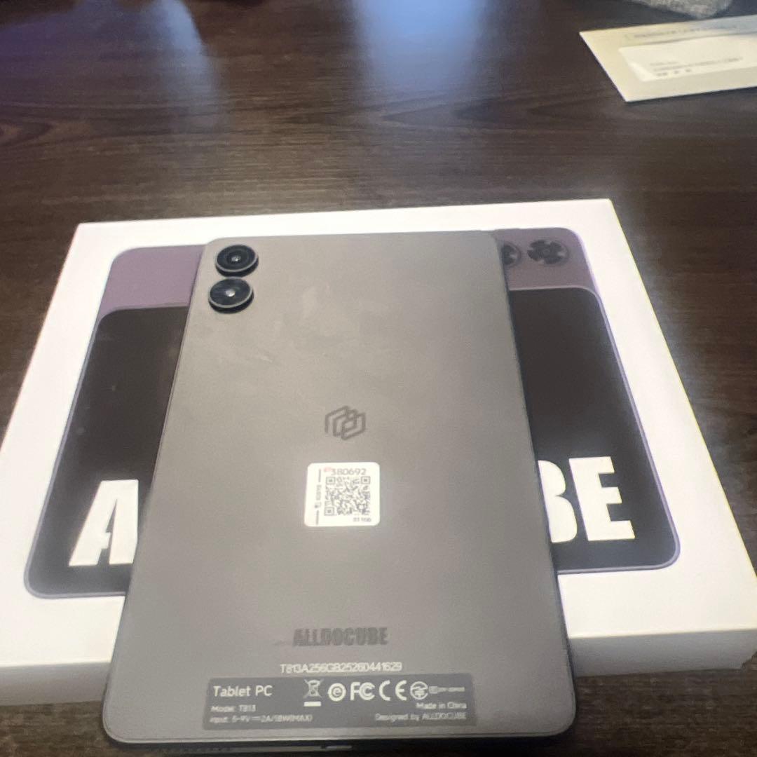 ALLODOCUBE iPlay 70 mini Pro 本体