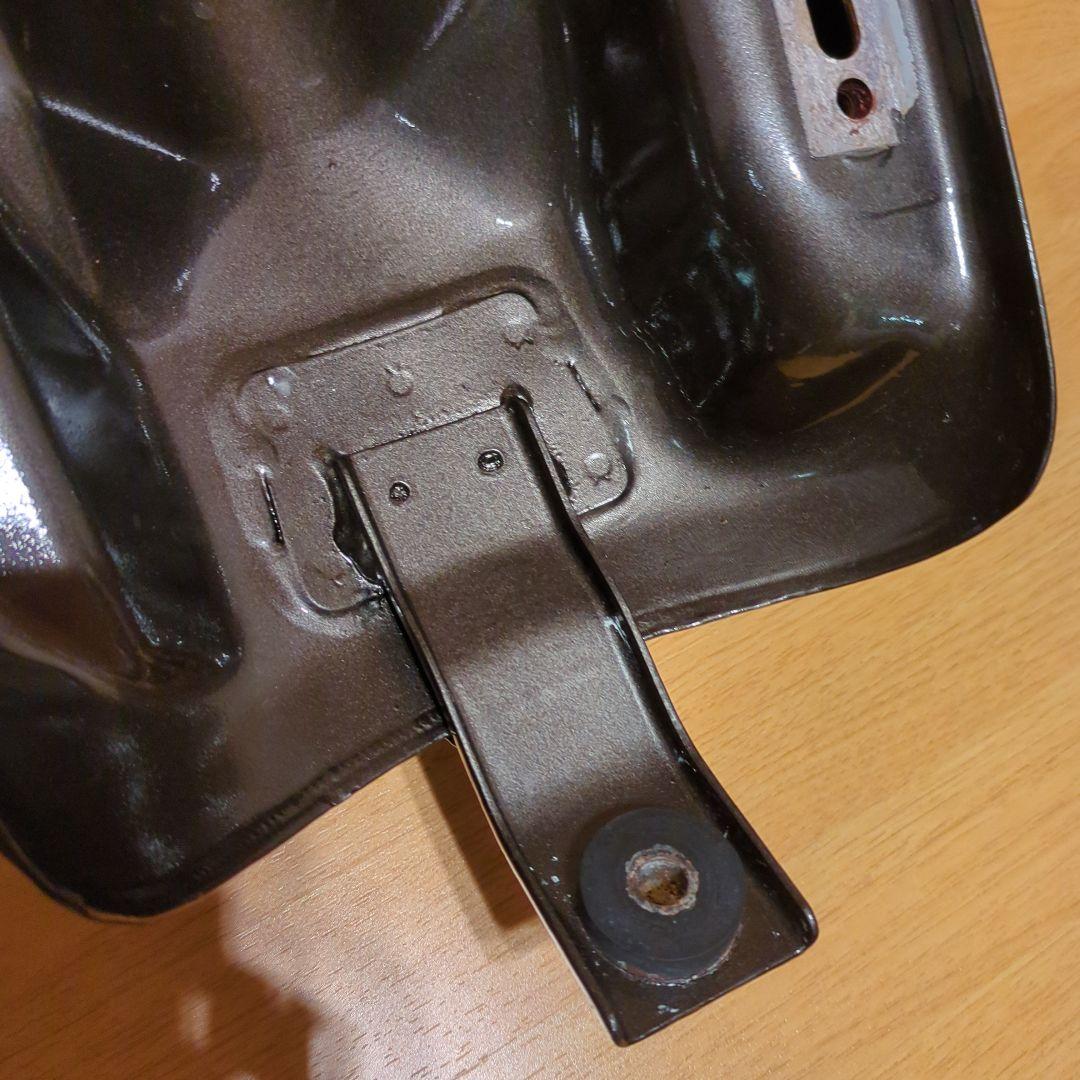 250TR ガソリンタンク