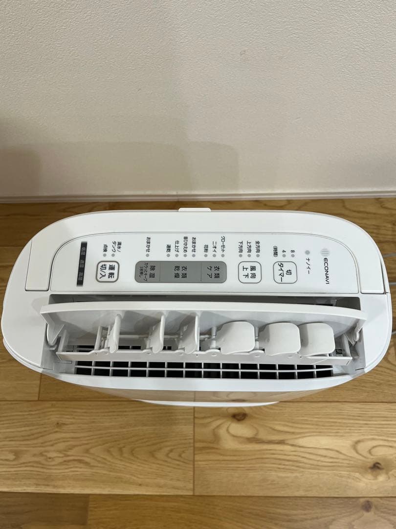 【美品】Panasonic パナソニック　除湿機 F-YZR60